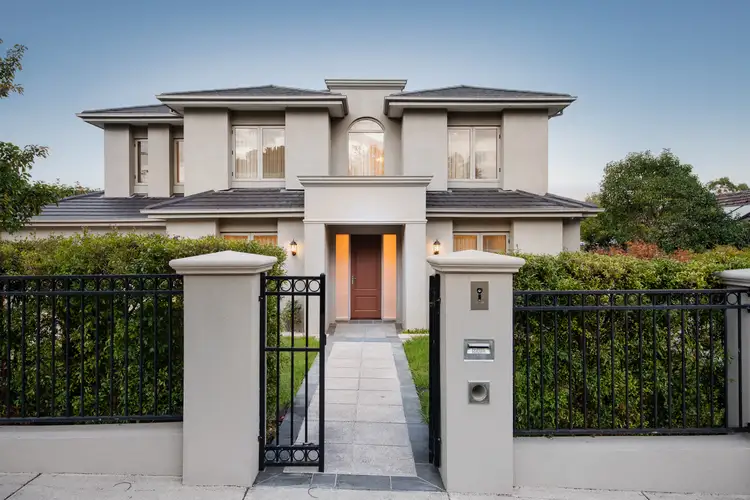 74 Rostrevor Parade, Mont Albert North VIC 3129
