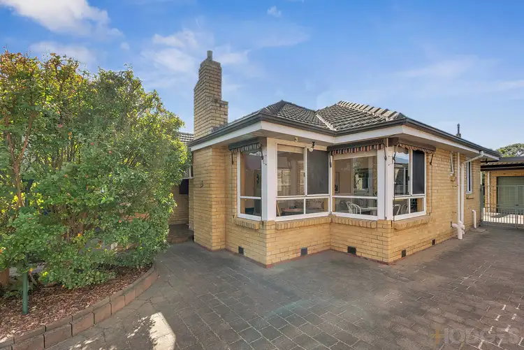 10 Houston Street, Mentone VIC 3194