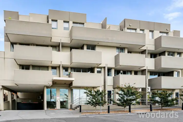 204/5 Wardens Walk, Coburg VIC 3058