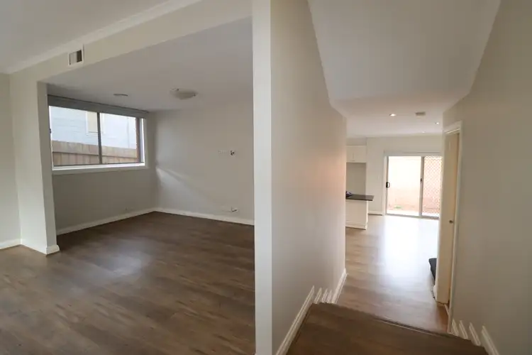 1/14 Hutchinson Street, Bentleigh VIC 3204