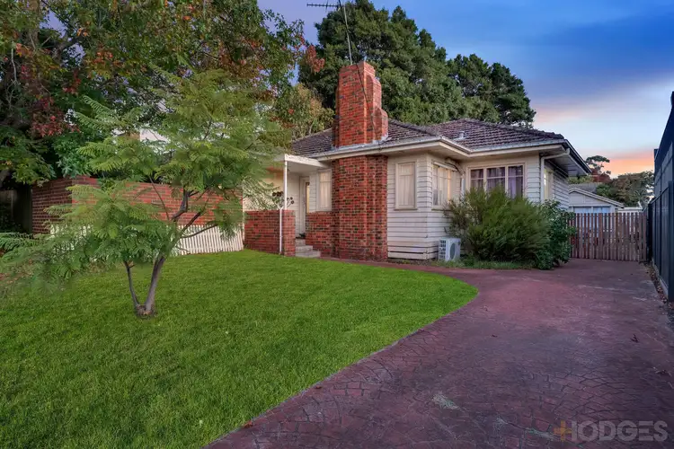 14 Erskine Avenue, Cheltenham VIC 3192