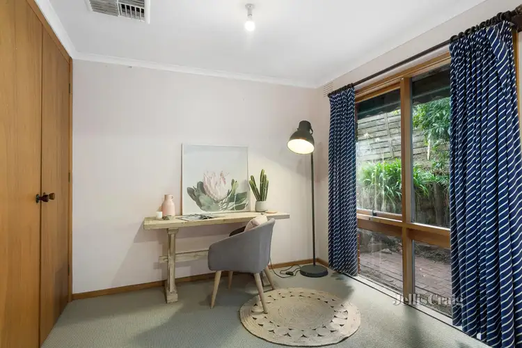 Fifth view of Homely house listing, 8 Amaroo Court, Eltham VIC 3095