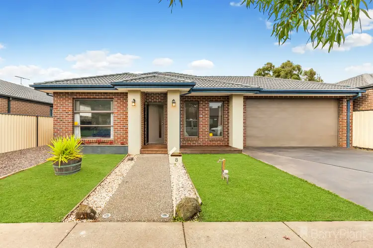 8 Kirribilli Cres, Wallan VIC 3756