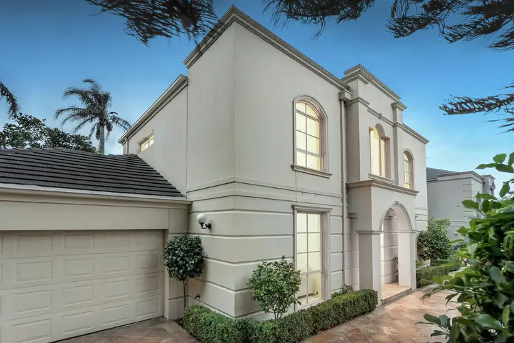 Main view of Homely house listing, 2/5 A'Beckett Street, Kew VIC 3101