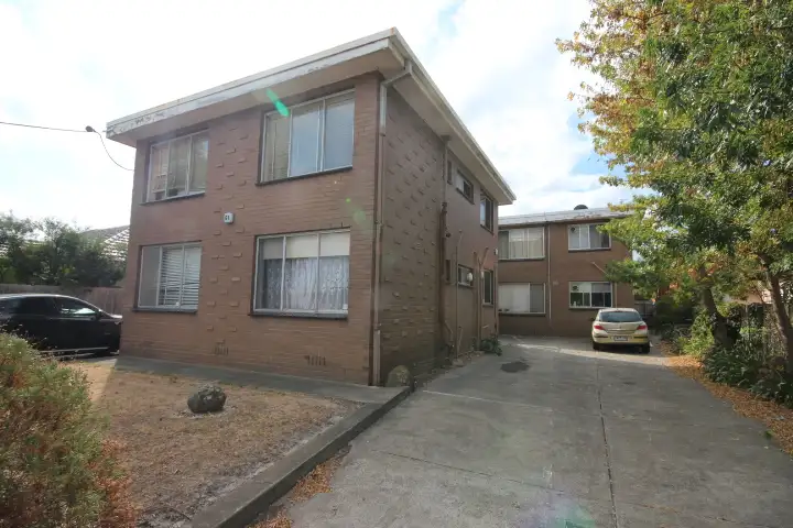 Main view of Homely villa listing, 4/61 Berkeley Street, Huntingdale VIC 3166
