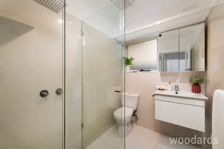 Sixth view of Homely apartment listing, 4/82 Campbell Road, Hawthorn East VIC 3123