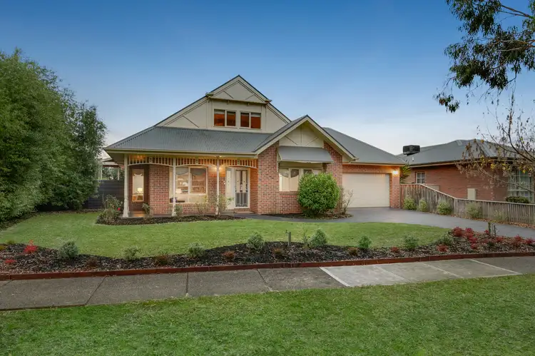 33 Hazel Glen Drive, Doreen VIC 3754