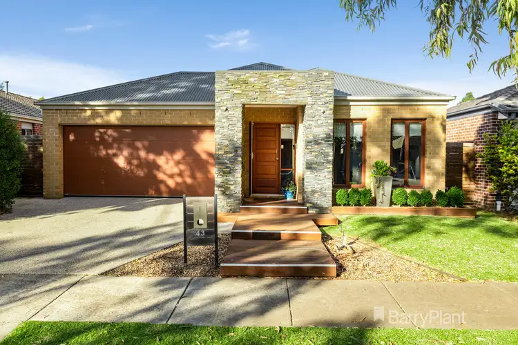 43 Sanctum Circuit, Doreen VIC 3754