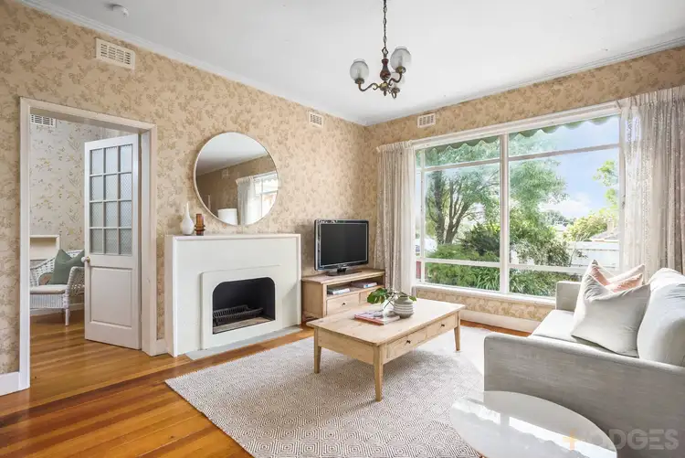 Second view of Homely house listing, 8 Riddle Street, Bentleigh VIC 3204