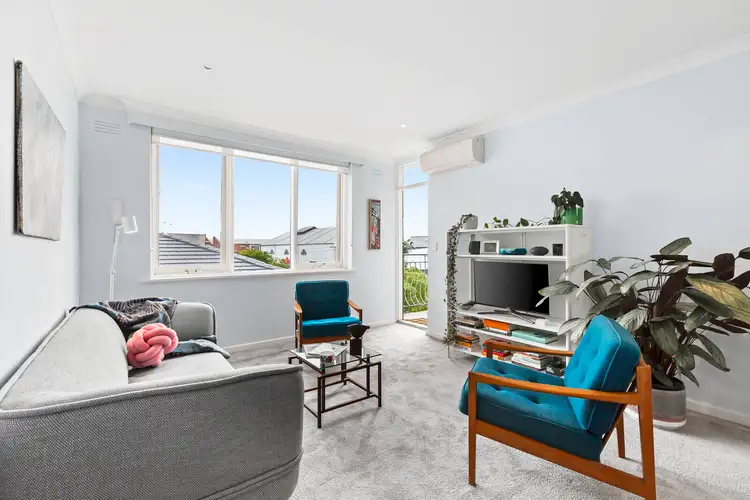 Main view of Homely apartment listing, 5/10 Donald Street, Brunswick VIC 3056