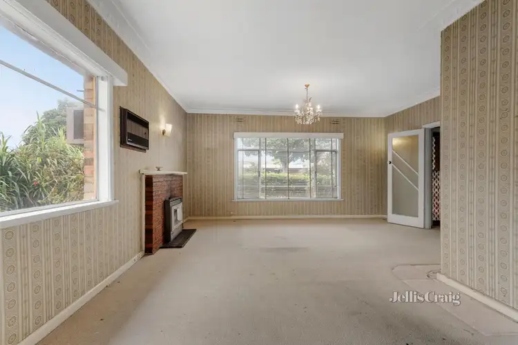 Second view of Homely house listing, 37 Stockdale Avenue, Bentleigh East VIC 3165