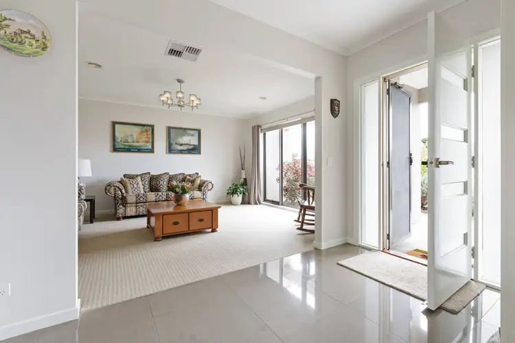 Second view of Homely house listing, 2 Dartmoor Court, Alfredton VIC 3350