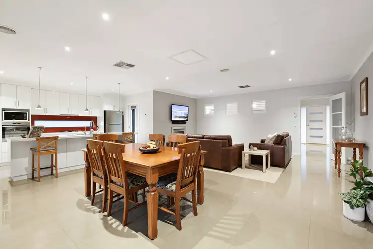 Sixth view of Homely house listing, 2 Dartmoor Court, Alfredton VIC 3350