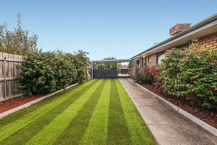 Second view of Homely house listing, 7 Alkira Close, Clarinda VIC 3169
