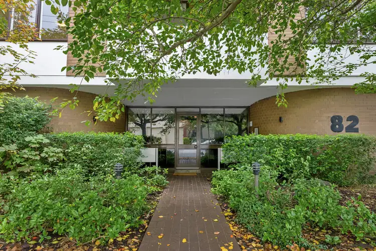 11/82 Park Street, St Kilda West VIC 3182