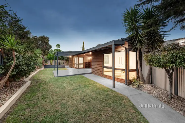 560 Bluff Road, Hampton VIC 3188
