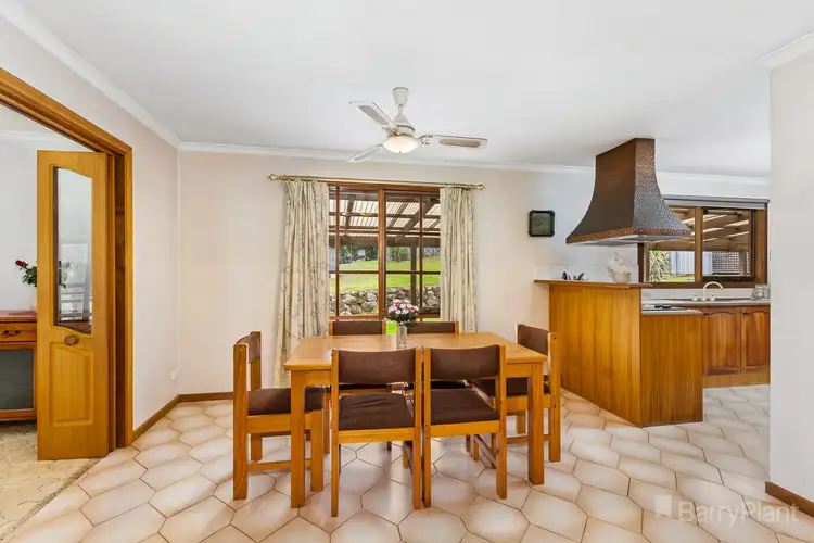 Fifth view of Homely house listing, 5 Bonnieview Court, Wandong VIC 3758