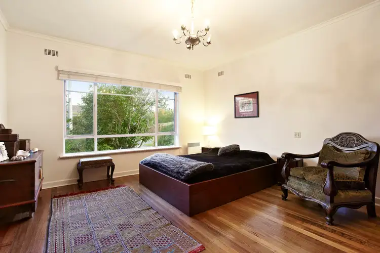 Fifth view of Homely house listing, 3 Tynefield Court, Brighton VIC 3186
