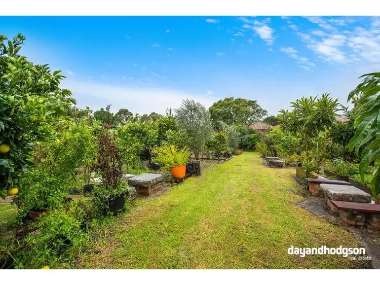 32 Narani Crescent, Earlwood NSW 2206