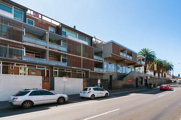 56/352 Canterbury Road, St Kilda West VIC 3182