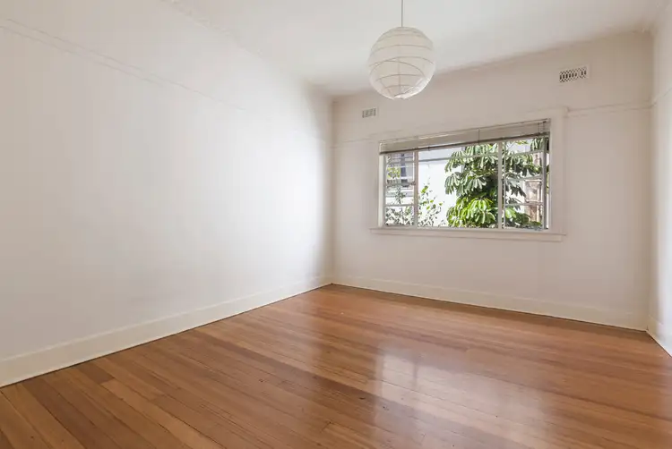 Third view of Homely apartment listing, 8/32 Fitzroy Street, St Kilda VIC 3182