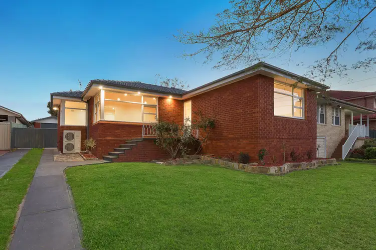 18 Waterside Parade, Peakhurst Heights NSW 2210