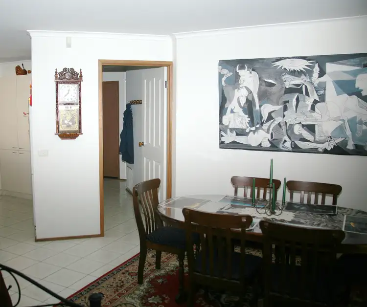 Sixth view of Homely house listing, 2 Pioneer Court, Berwick VIC 3806