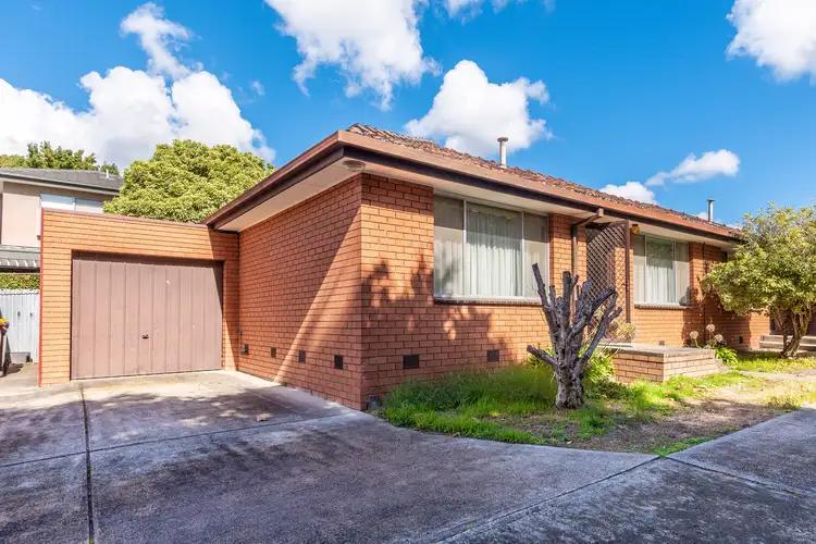 32 Golf Links Avenue