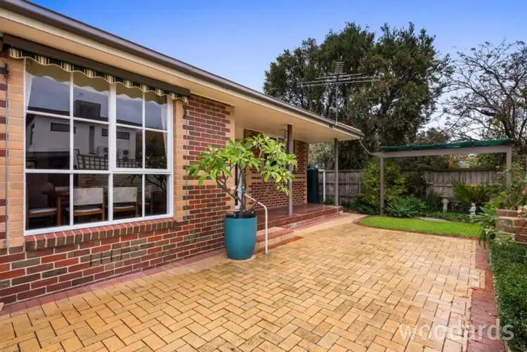 Main view of Homely unit listing, 2/39 Wards Grove, Bentleigh East VIC 3165