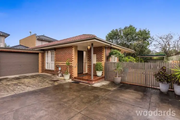 Second view of Homely unit listing, 2/39 Wards Grove, Bentleigh East VIC 3165