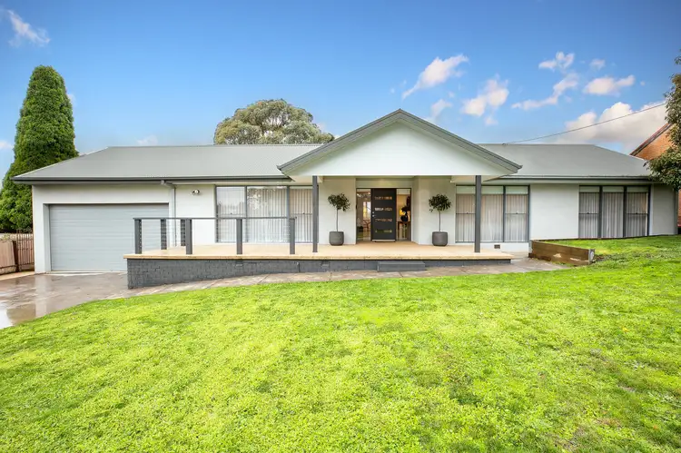 20 Sim Street, Black Hill VIC 3350
