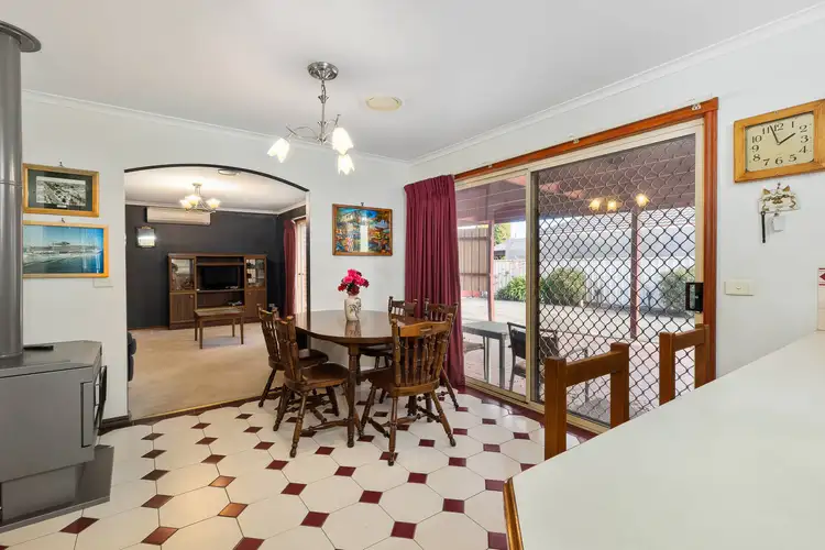 Fourth view of Homely house listing, 1 Southern Court, Delacombe VIC 3356