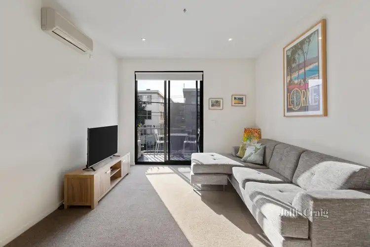 22/220 Barkly Street, St Kilda VIC 3182