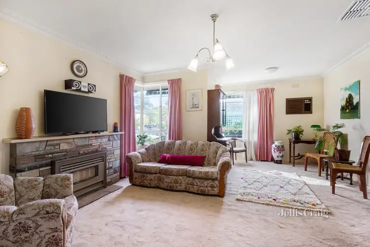 Second view of Homely house listing, 3 Havana Court, Bentleigh East VIC 3165