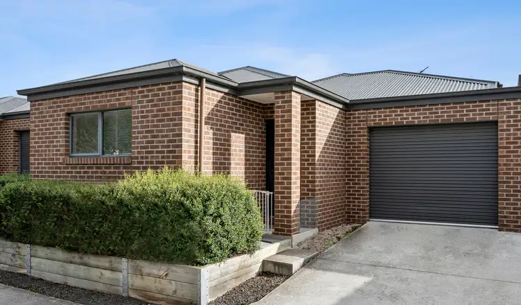Main view of Homely unit listing, 3/34 Weeroona Avenue, Hamlyn Heights VIC 3215