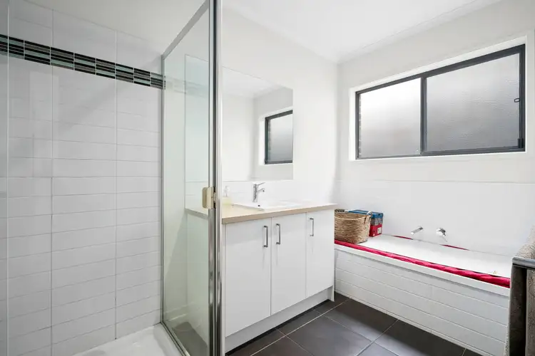 Sixth view of Homely unit listing, 3/34 Weeroona Avenue, Hamlyn Heights VIC 3215