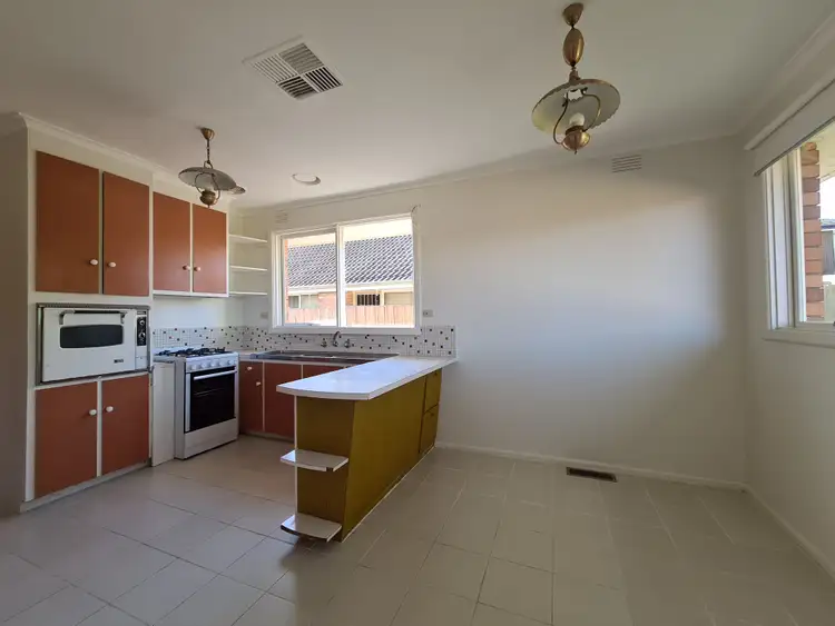 Fifth view of Homely house listing, 32 Leicester Avenue, Glen Waverley VIC 3150