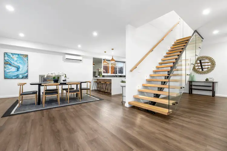 Sixth view of Homely house listing, 19 Sumersett Avenue, Oakleigh South VIC 3167