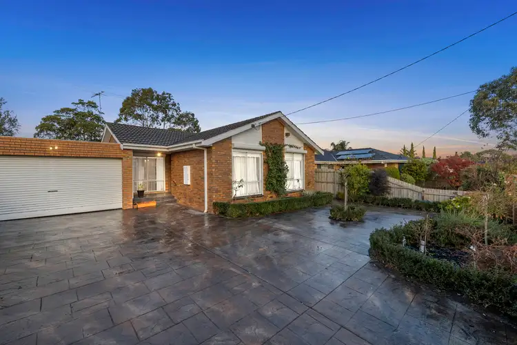 27 Merrigum Crescent, Clarinda VIC 3169