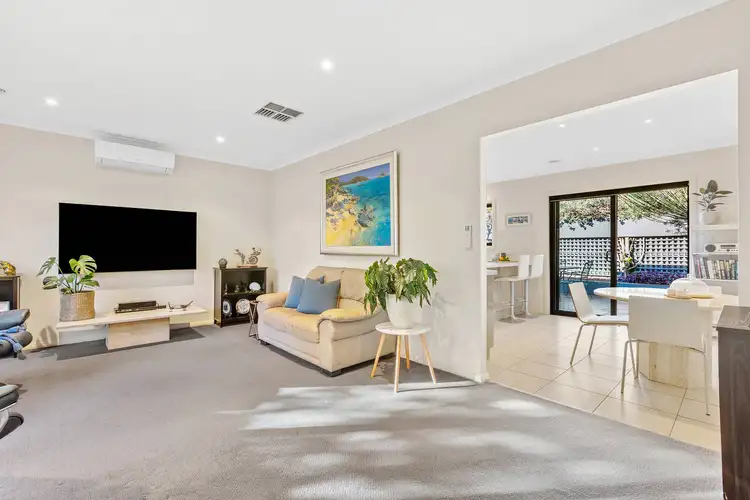 Third view of Homely unit listing, 2/6 Reid Street, Frankston VIC 3199