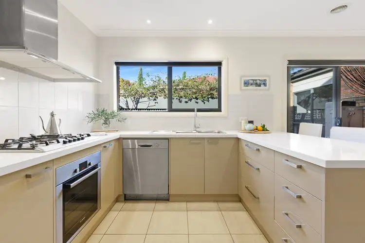 Fifth view of Homely unit listing, 2/6 Reid Street, Frankston VIC 3199