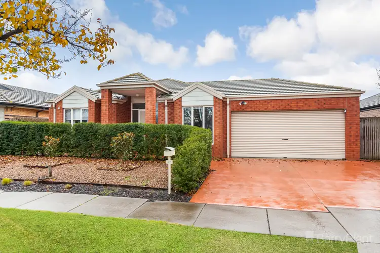 32 Almond Avenue, Wallan VIC 3756