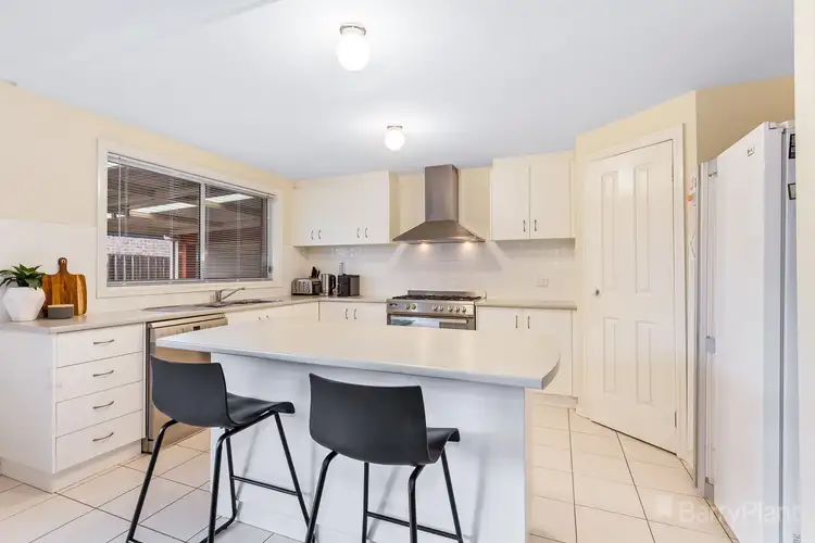 Fifth view of Homely house listing, 32 Almond Avenue, Wallan VIC 3756
