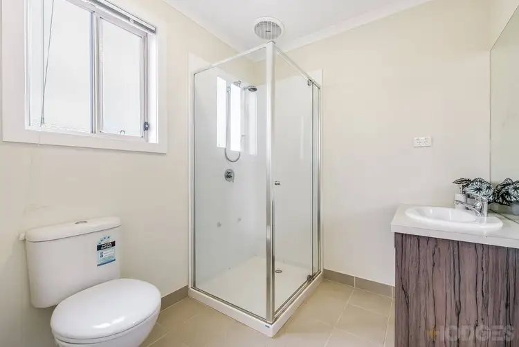 19 Brockwell Crescent, Manor Lakes VIC 3024