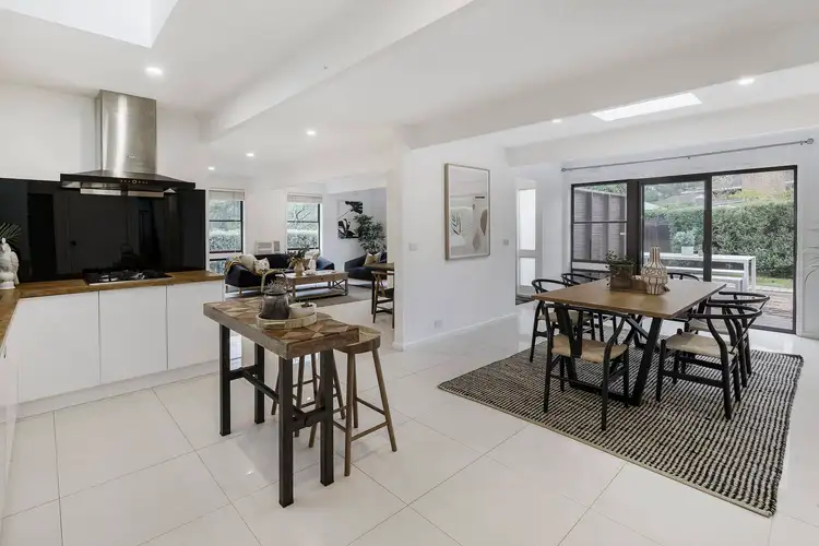 Fourth view of Homely house listing, 3 Janfourd Court, Mount Waverley VIC 3149