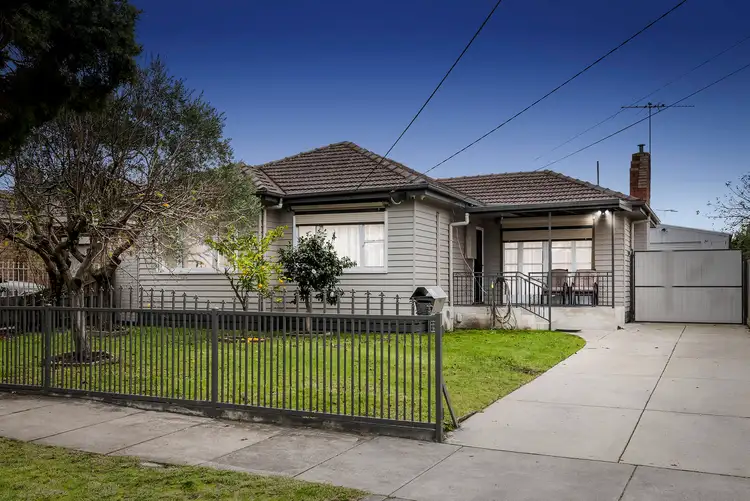 23 Brentwood Close, Clayton South VIC 3169