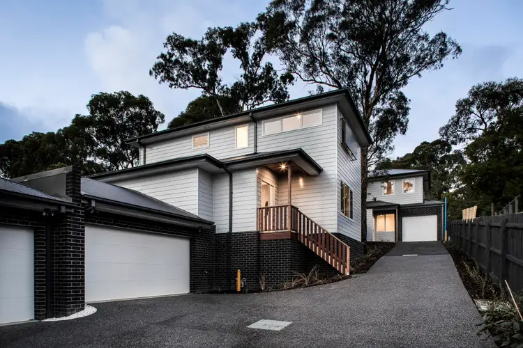 Main view of Homely townhouse listing, 2/67 Kelvin Avenue, Montmorency VIC 3094