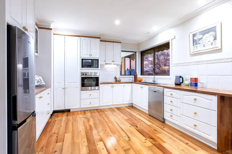 Fifth view of Homely house listing, 10 Tinworth Avenue, Canadian VIC 3350