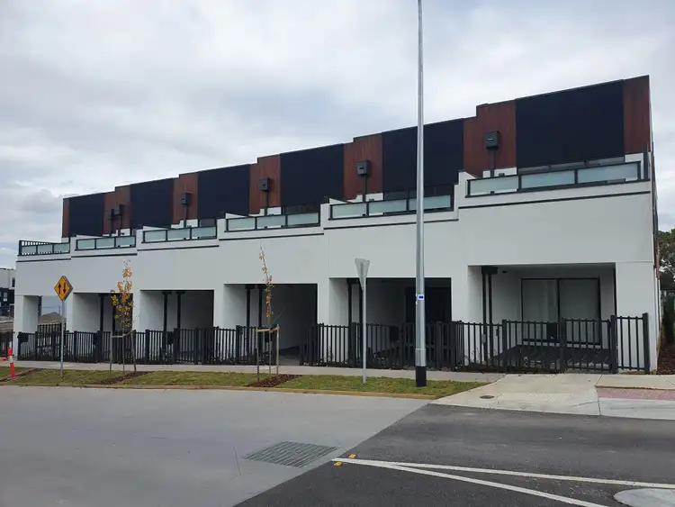 10 Kavanagh Crescent, Keilor Downs VIC 3038