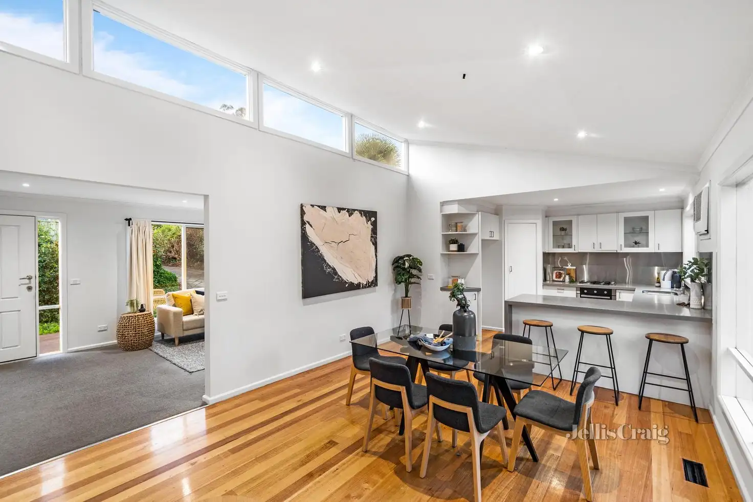 Main view of Homely unit listing, 2/64 Frank Street, Eltham VIC 3095